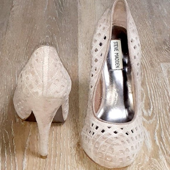 Steve Madden "Taliaa" Medium Tan Suede Heels - Picture 3 of 5